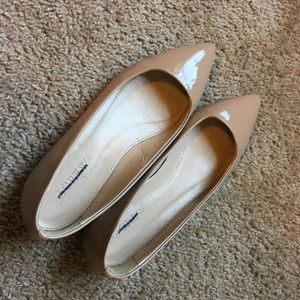 flat shoe ivory
